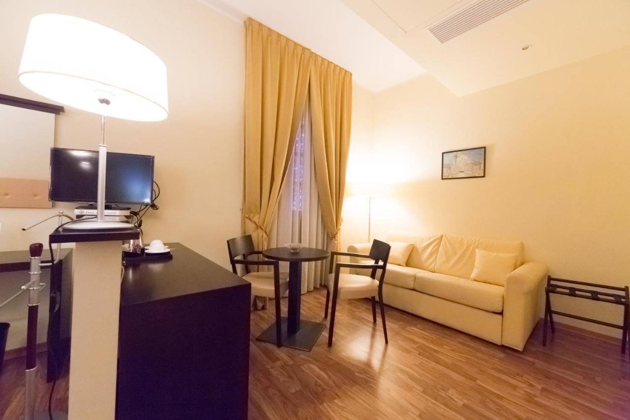 Hotel Due Colonne Cagliari Esterno foto
