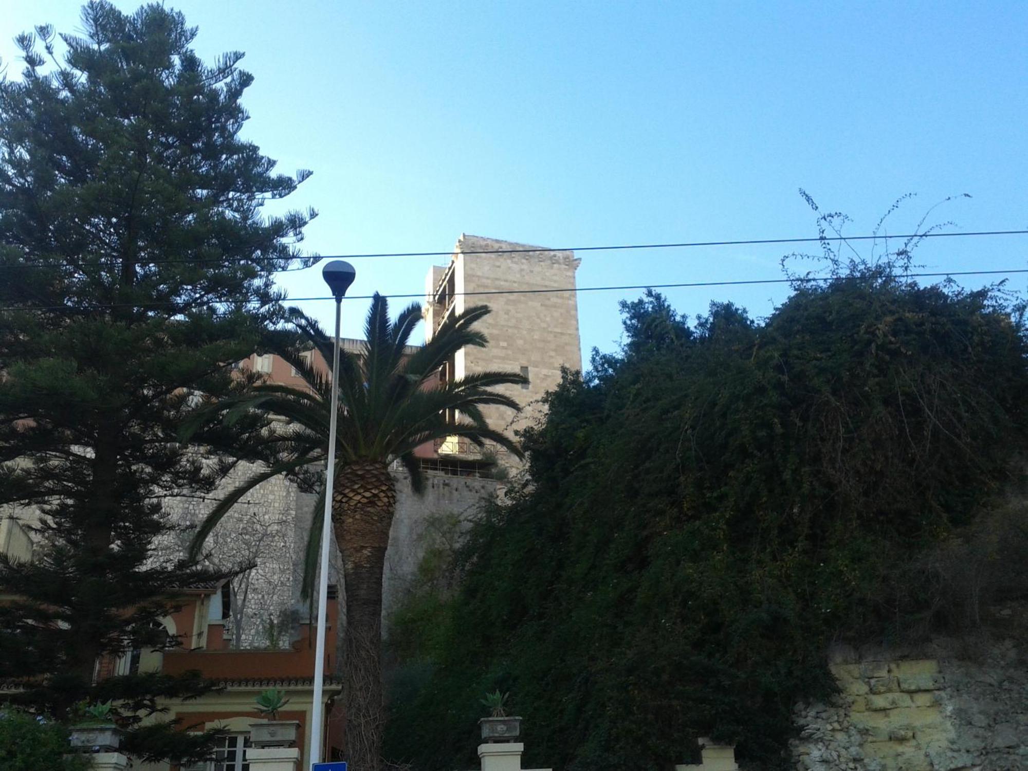 Hotel Due Colonne Cagliari Esterno foto