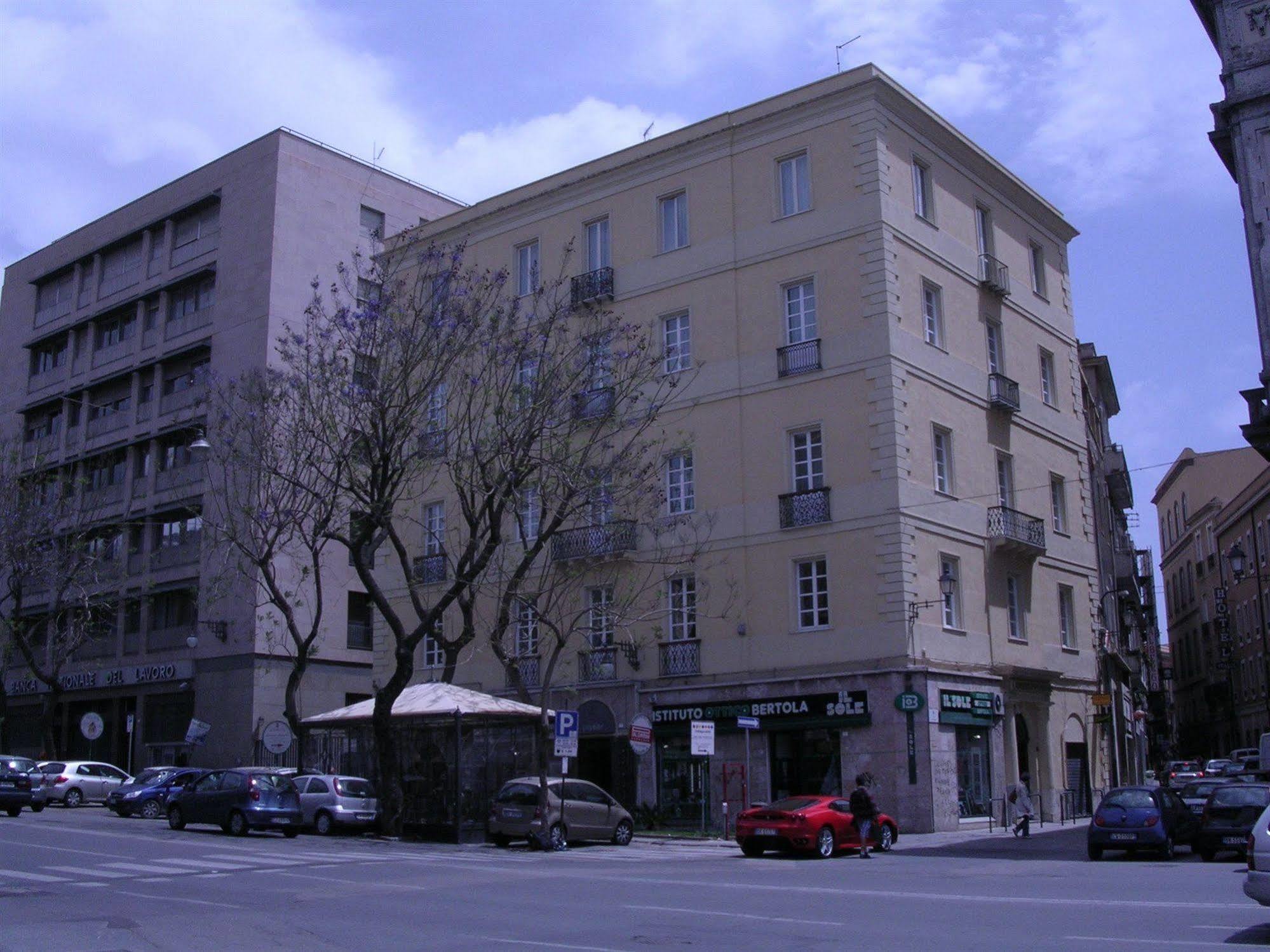 Hotel Due Colonne Cagliari Esterno foto